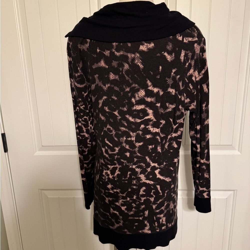 Stylish Black and Tan Animal Print Sweater - Picture 8 of 10